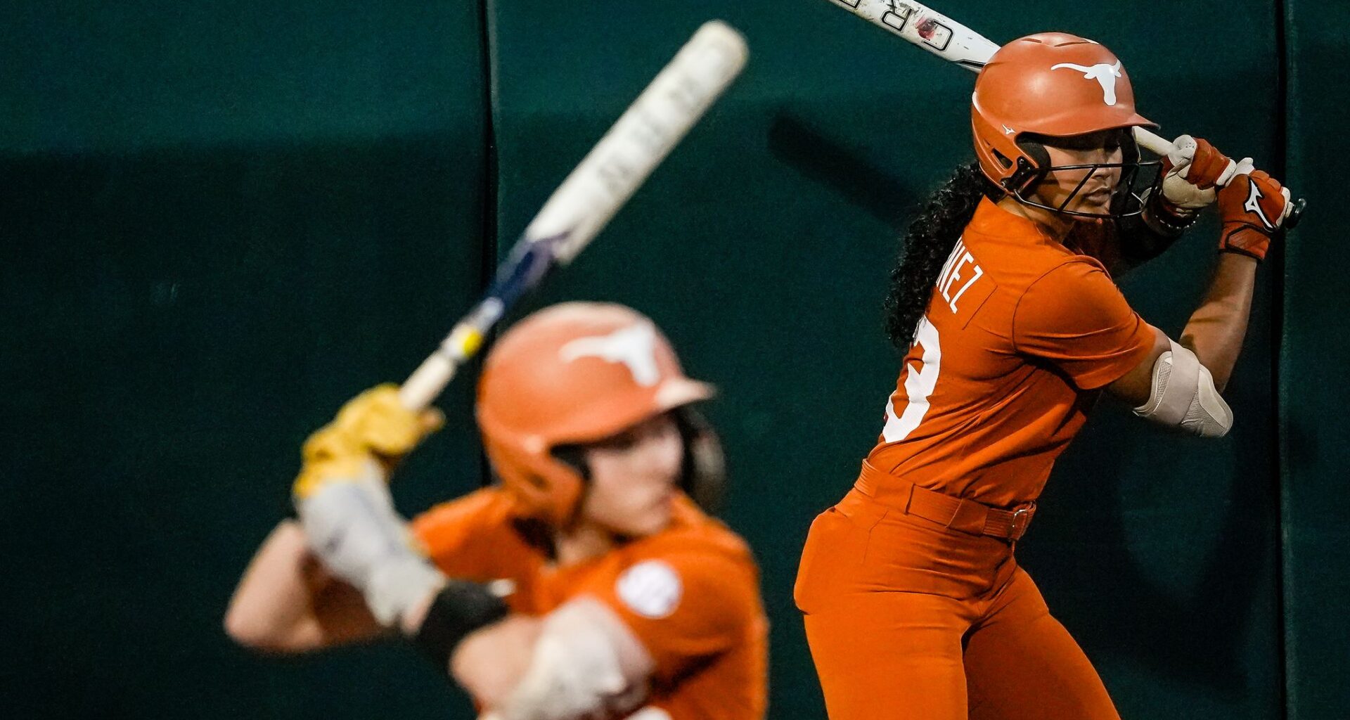 Texas softball vs Arkansas game score: Final, replay