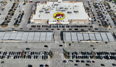 Where is Buc-ee's opening new stores in 2027?
