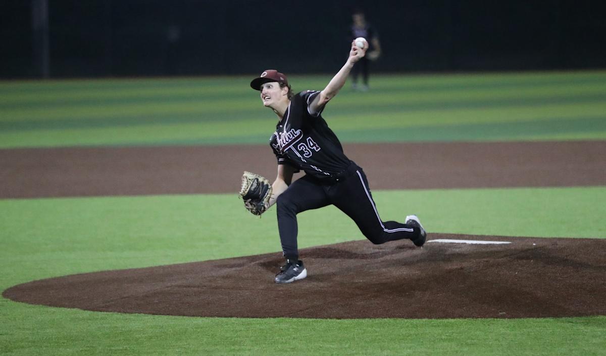 Calallen's Carroll strikes out all 15 batters in five innings of perfection