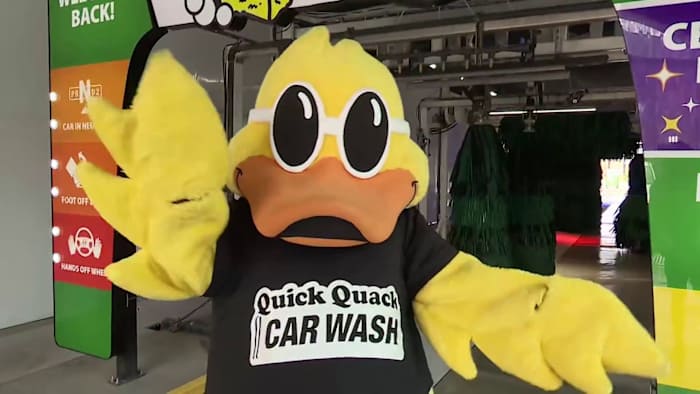 12 Days of FREE Car Washes at Quick Quack 🚿🚗 WW White (Rain or Shine)