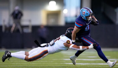 Columbus Aviators top Houston Gamblers 24-17