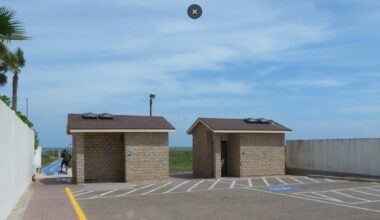 South Padre Island restrooms: Where to find them