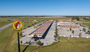 Are you allowed to sleep in an RV at Buc-ees? What to know