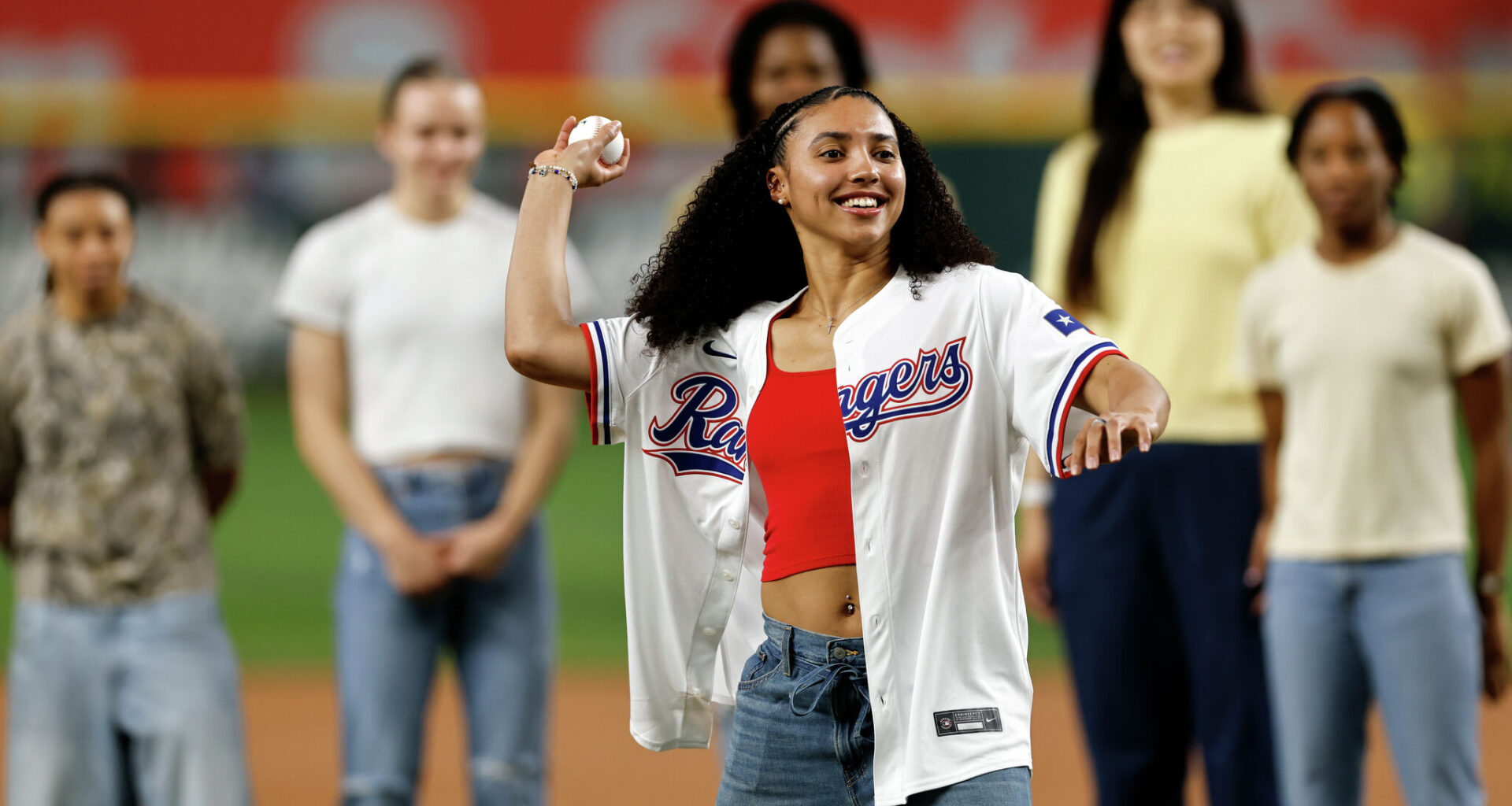 UConn's Azzi Fudd talks differences between life in CT and Texas