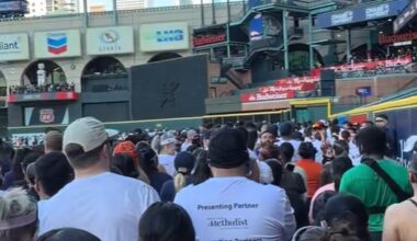 Houston ballpark logjam angers Astros race participants