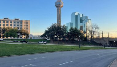 Some Dallas buildings go dark for 'Lights Out, Texas'