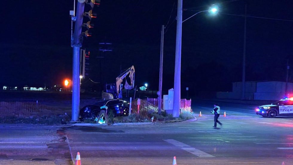 Four people were injured after a driver led Lubbock police on a chase and crashed into a light...