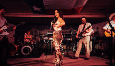 In Texas' oldest dance hall, Kacey Musgraves comes home
