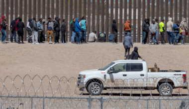 Civil rights groups sue to block Texas law letting police arrest migrants at border