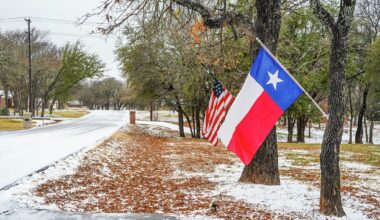 Snow in Texas? Cold front brings flurries to Texas towns