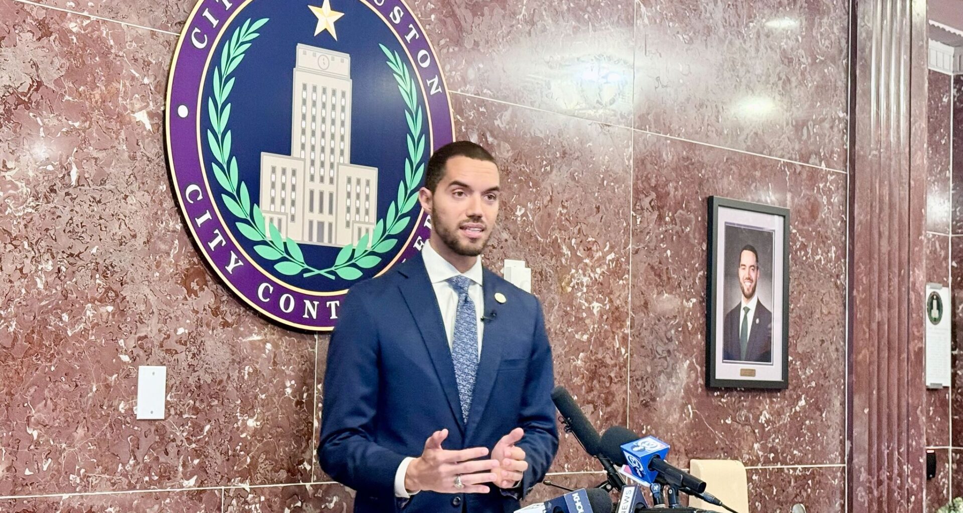 Whitmire’s trash fee plan faces pushback as controller flags $80M gap