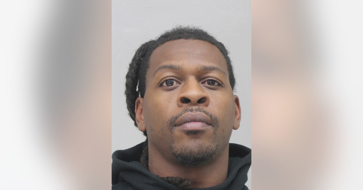 Affidavit: Duncanville ISD football coach sexted student, had multiple secret recordings of minors
