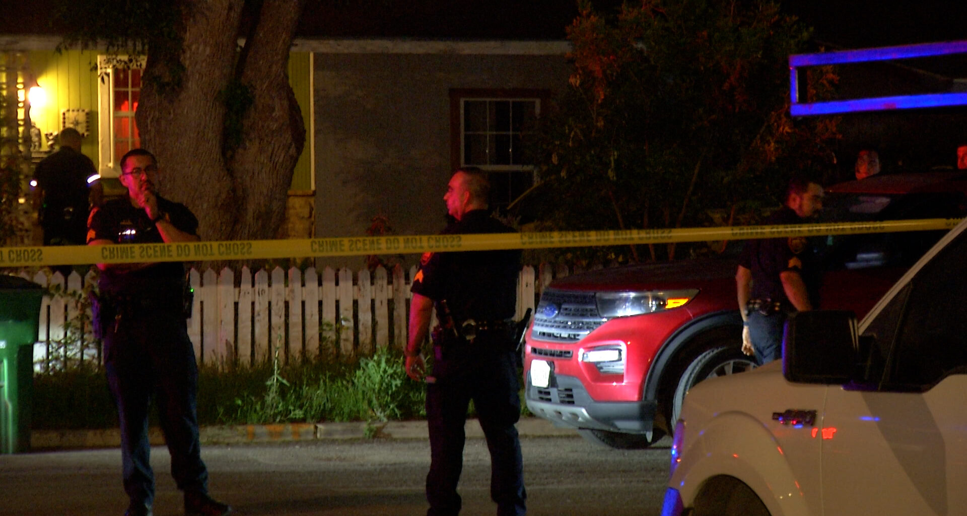 3 dead, 1 hurt in suspected murder-suicide