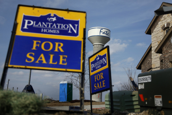 The landscape keeps changing in Fate, as newly contrcuted homes go up for sale in the Woodcreek subdivision.