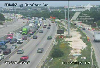 Lanes closed on I-35 in Austin due to spill, causing delays