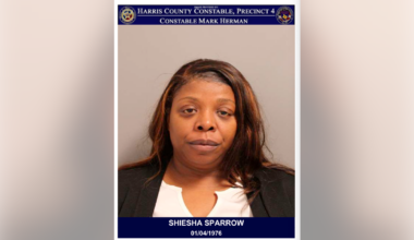 Ex-HOA general manager accused of using bank card on Amazon, Cash App, personal bills