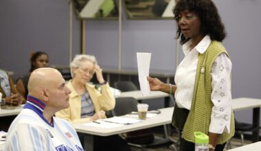 Dallas trains new generation of tour guides ahead of World Cup