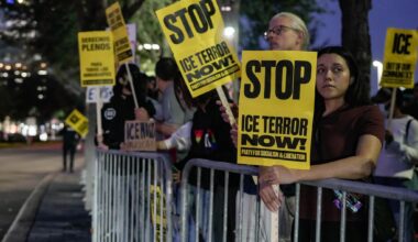 Houston poll shows disapproval of ICE, police cooperation