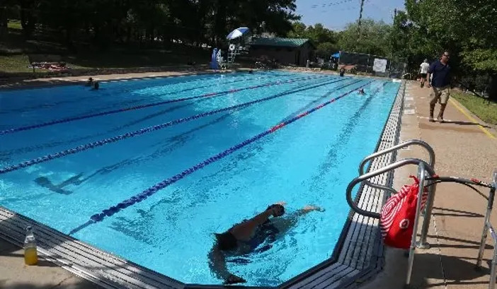 Austin's Big Stacy Pool to temporarily close before Memorial Day