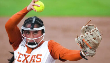 Texas vs Georgia softball: Live updates from early pitcher's duel in SEC semifinals