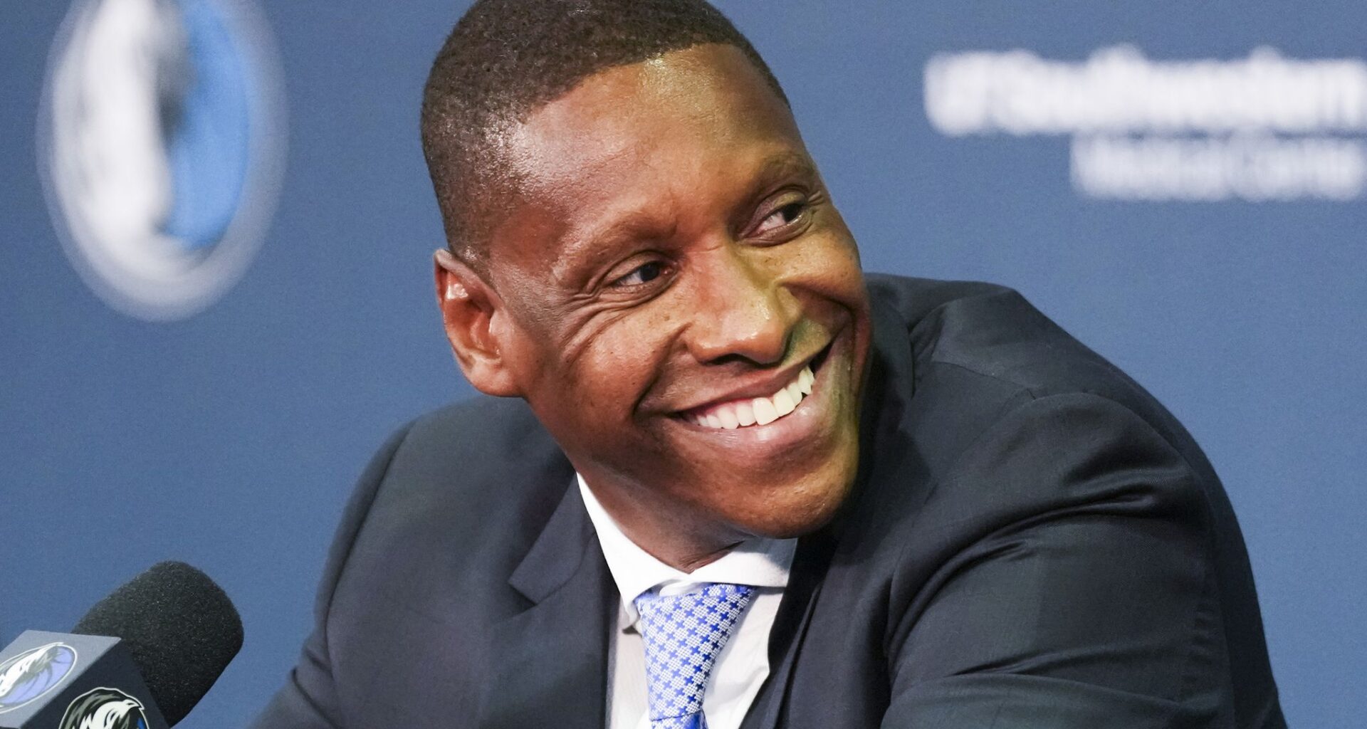 Masai Ujiri makes key move, hiring Mike Schmitz as Mavericks GM