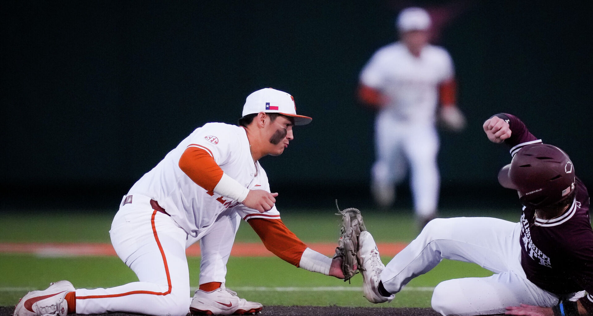 Recap from Horns' Game 1 loss