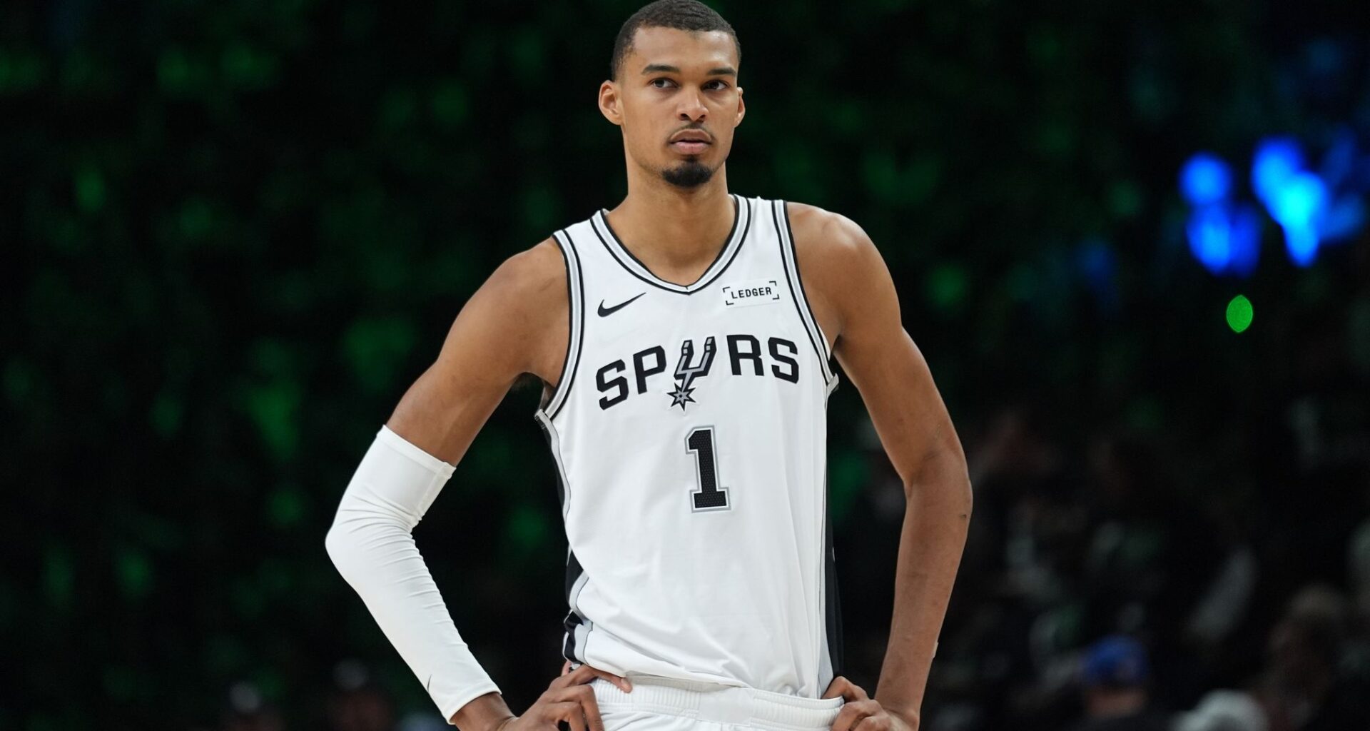 Wembanyama gives the Spurs another gem in a 115-108 win over the T-wolves to stake a 2-1 series lead