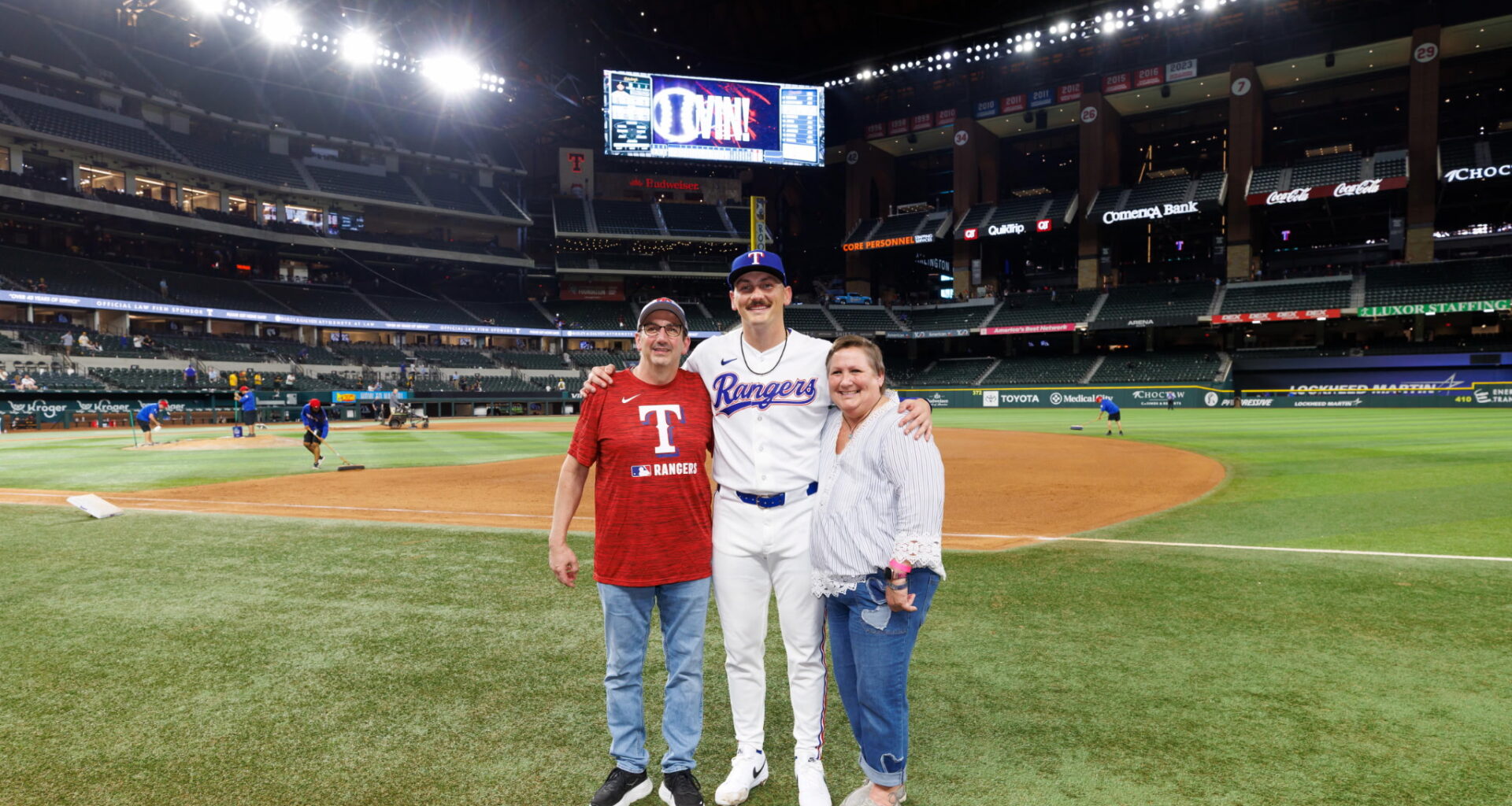 How mother's cancer battle inspired Rangers' Peyton Gray