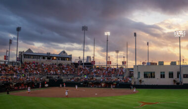 Meet Texas softball foes at Austin Regional