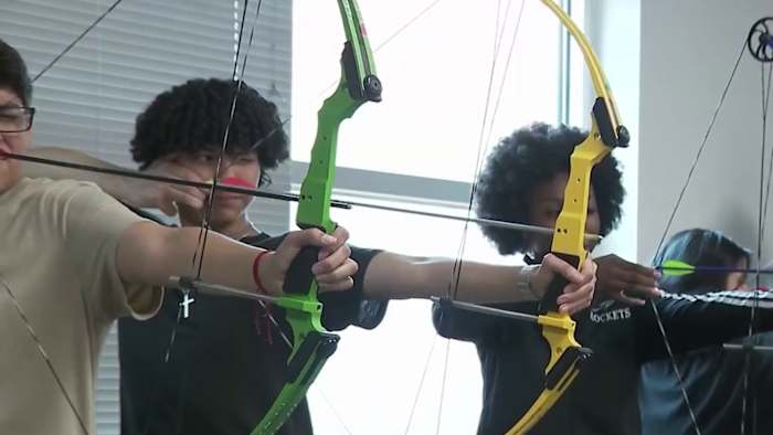 Edison HS archery team reaches national stage in their first season