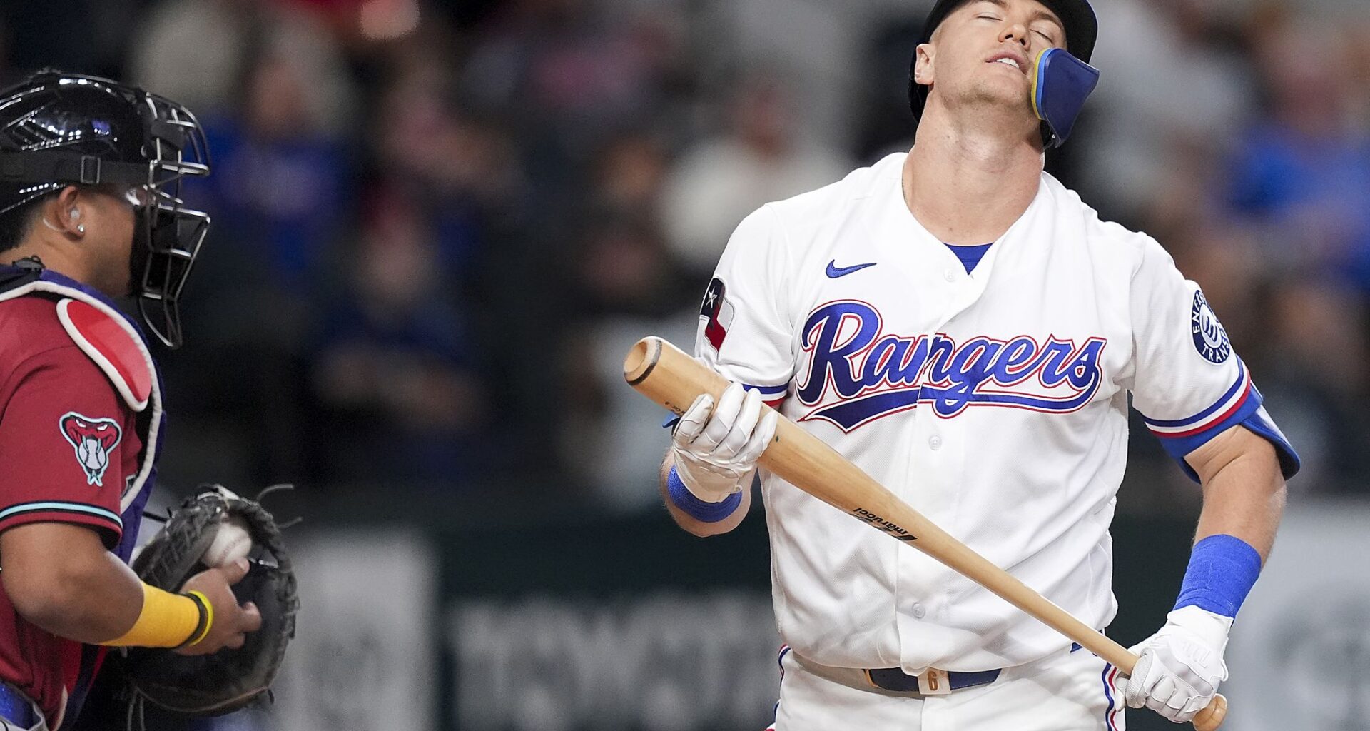 Rangers waste bullpen's short-notice masterpiece vs. Diamondbacks