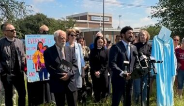 Texas town bands together after ICE detains high school student