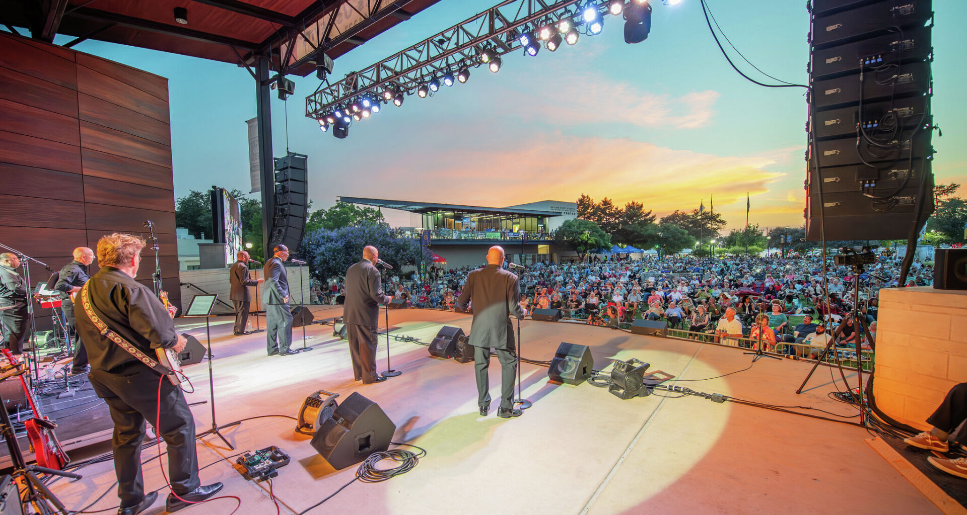 Where to find free live music in Dallas-Fort Worth this summer