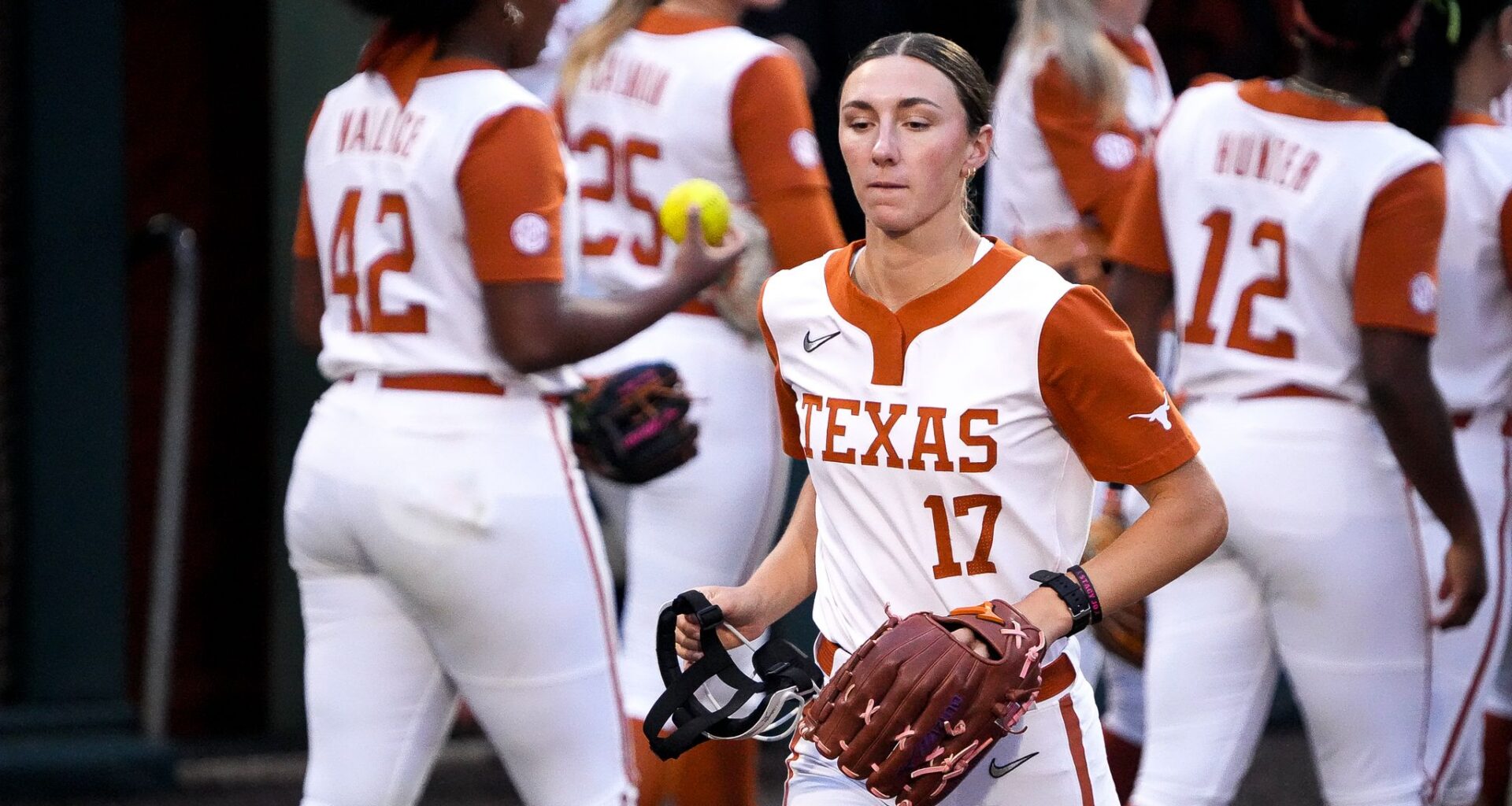 NCAA Softball Tournament: Is Teagan Kavan ready for Texas Longhorns?