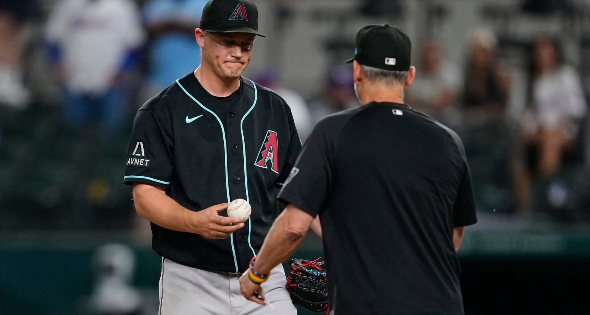 No closing this game as Rangers beat Dbacks after frantic 9th inning and Jansen's walk-off hit