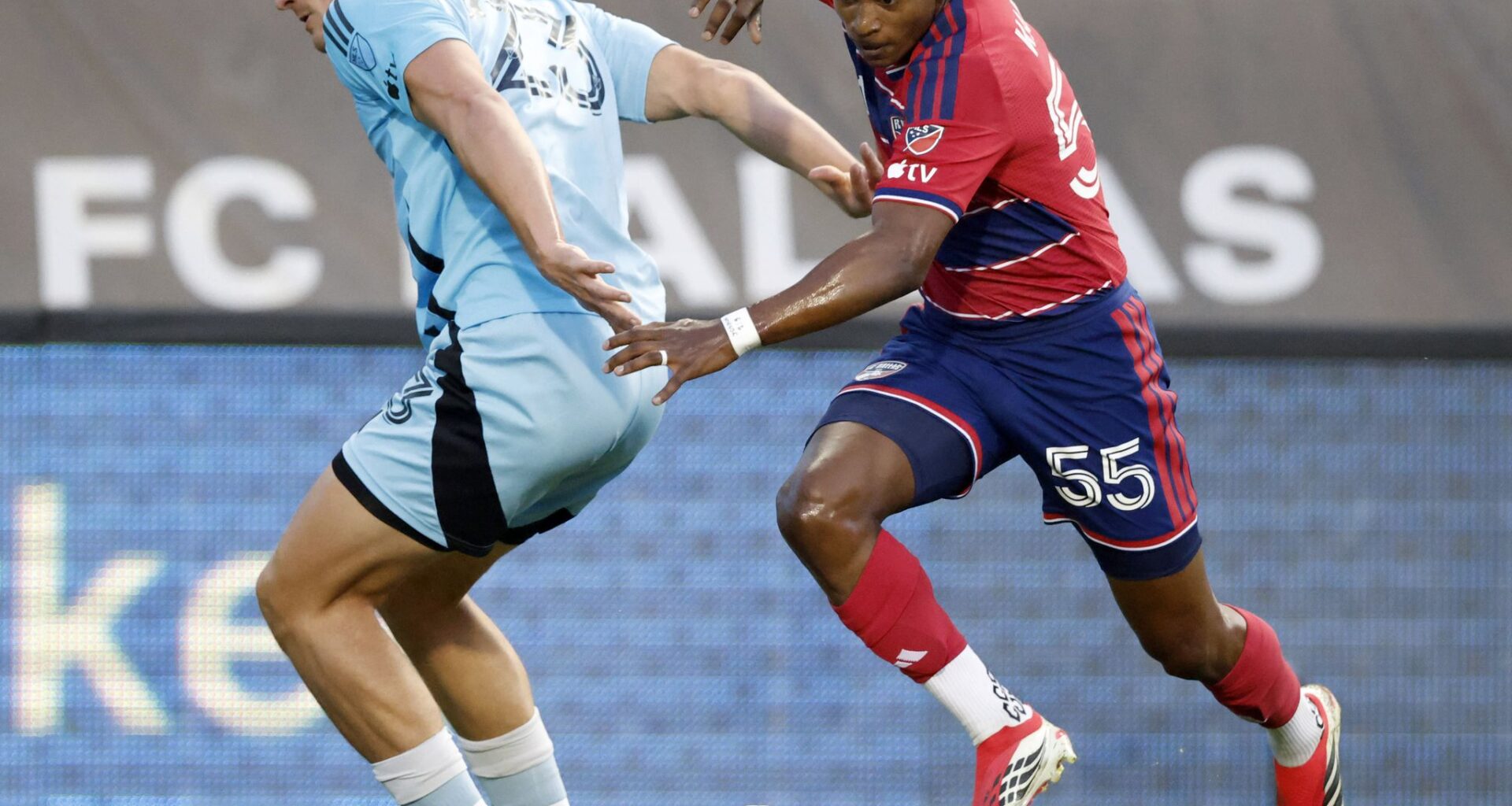 FC Dallas signs Brazilian midfielder Kaick to contract extension