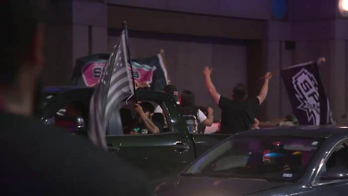‘My horn just gave out’: Spurs fans breaking car horns amid playoff celebrations