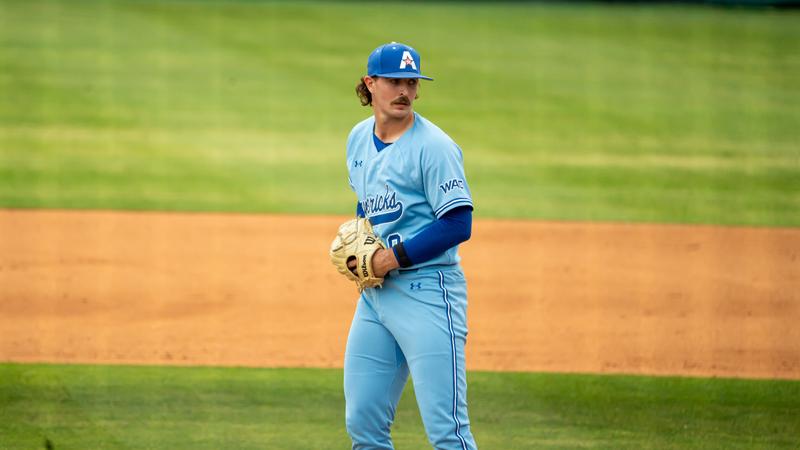Mavericks Drop Series Opener at Utah Valley, 13-5