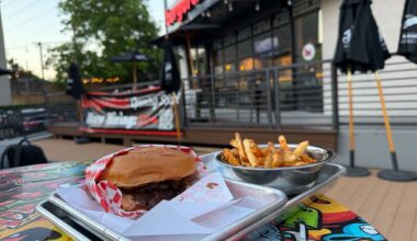 One of Houston's best smashburger joints opens new location
