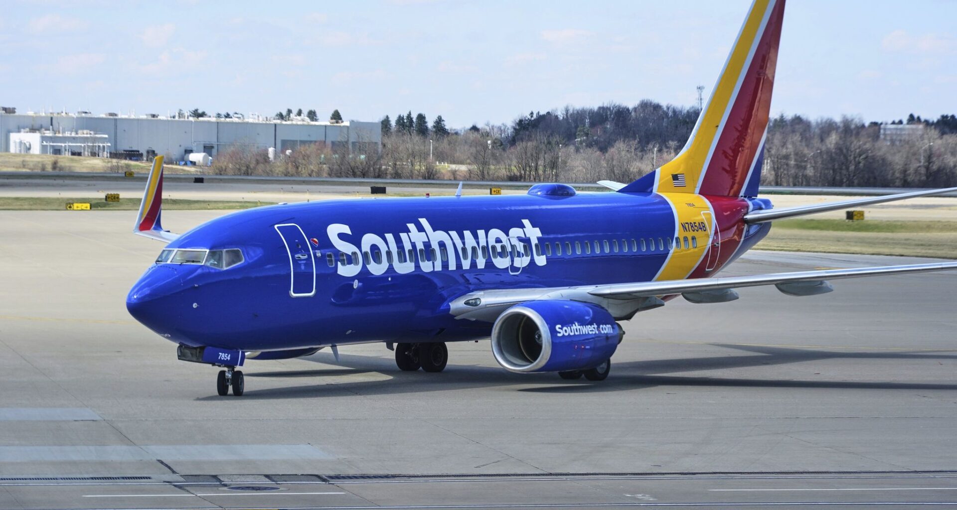Southwest Airlines lays off 75 people