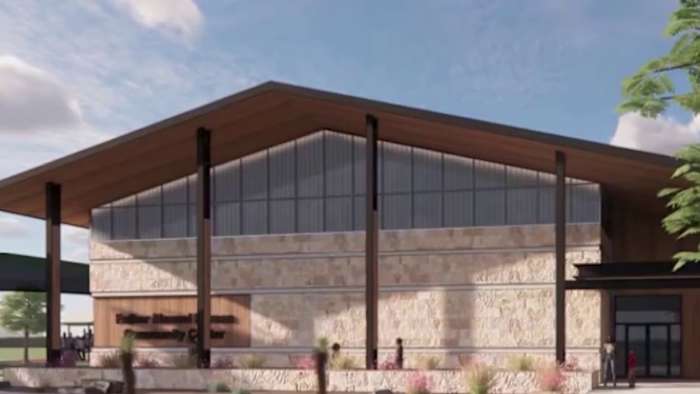 Construction delayed on new community center