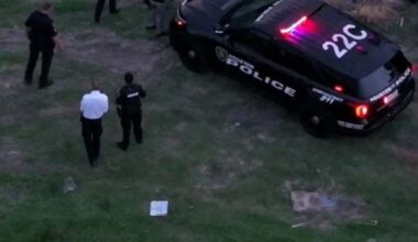 🚨 A body was found along Greens Bayou in the Cloverleaf area of Houston.