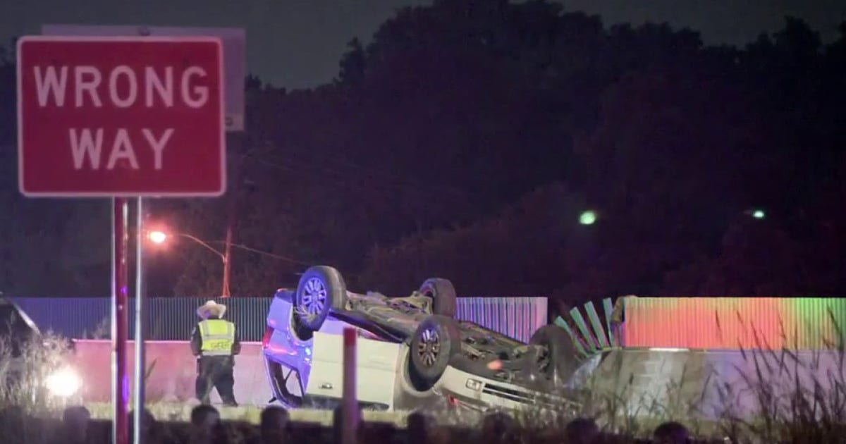 Authorities investigating fatal two-vehicle crash in near Seagoville