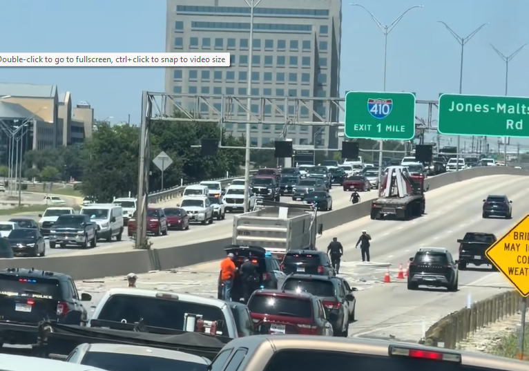 Marble slabs hurled down San Antonio highway in 'chaotic' scene