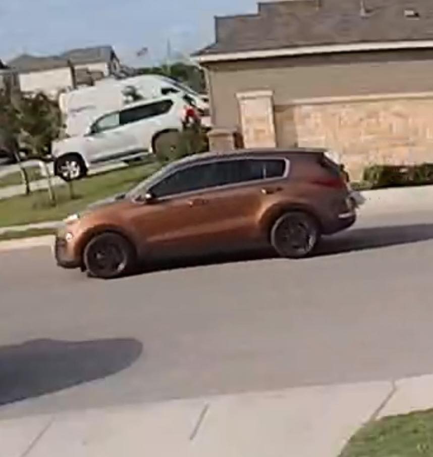 Fake cops break into San Antonio-area home, say deputies