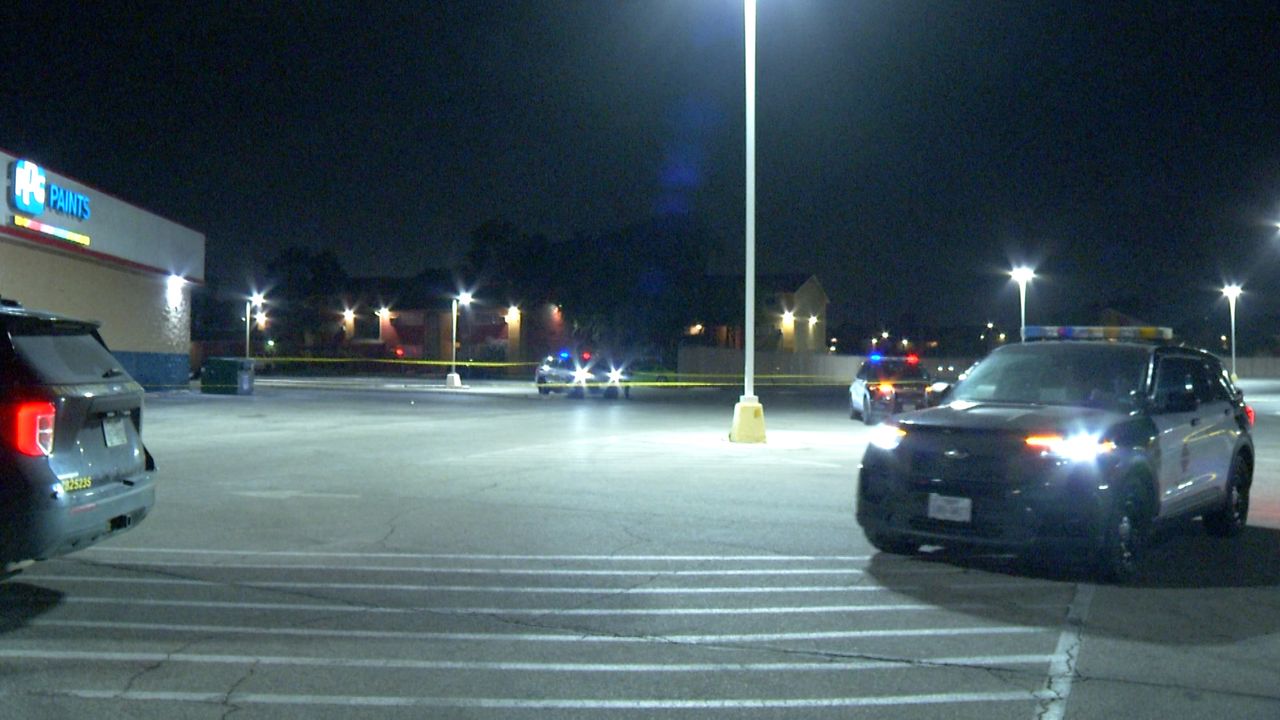 Armed man shot near San Antonio H-E-B on Southeast Military