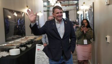 US Rep. Thomas Massie loses Kentucky GOP primary to Ed Gallrein in another victory for Trump