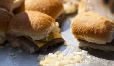 When does the first White Castle burgers open in Texas?