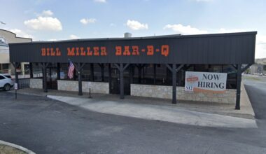 Bill Miller Bar-B-Q is closing one of its San Antonio locations on Wurzbach Road.