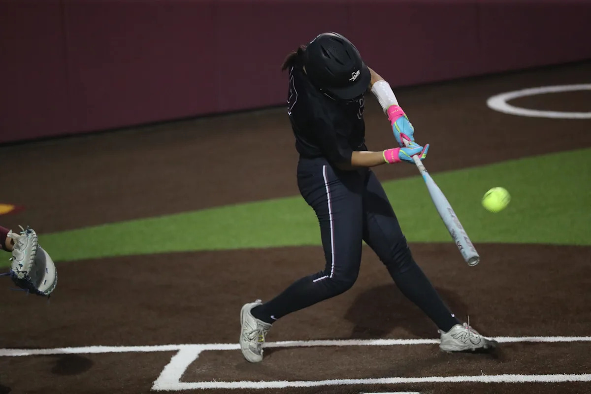 Early home run upends Calallen softball in Game 1 of state semifinals